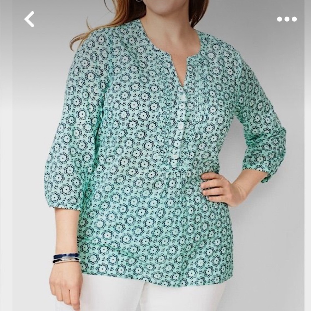 NWT - Talbots Tunic Top. - Size 3X. Blue/Green/White Medallion Print